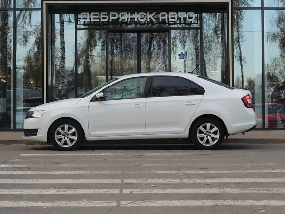 2020 Skoda Rapid I Рестайлинг, белый, 1450000 рублей - вид 1