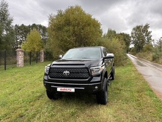 2018 Toyota Tundra CrewMax II Рестайлинг, чёрный, 6000000 рублей, вид 2