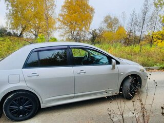2013 Nissan Tiida I Рестайлинг, серый, 690000 рублей, вид 4