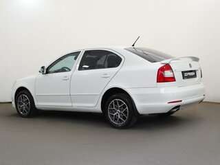 2011 Skoda Octavia II (A5) Рестайлинг, белый, 888000 рублей, вид 5