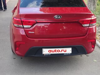 2019 Kia Rio IV, красный, 1325000 рублей, вид 4