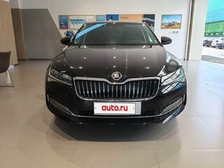 2024 Skoda Superb IV, чёрный, 3842435 рублей, вид 2