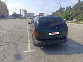 1996 Chrysler Town & Country III, зелёный, 480000 рублей, вид 5