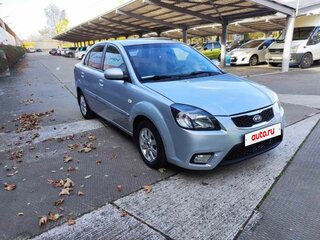 2009 Kia Rio II Рестайлинг, серебристый, 500000 рублей, вид 4