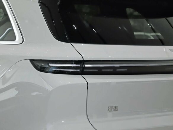 2026 Li Auto (Lixiang) L6 I, серый, 7220000 рублей - вид 6