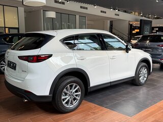 2025 Mazda CX-5 II Рестайлинг, белый, 4295000 рублей, вид 4