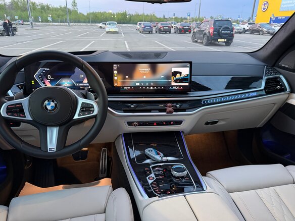 2024 BMW X5 40i IV (G05/G18) Рестайлинг, синий, 8800000 рублей - вид 18