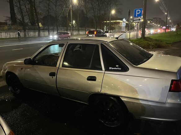 2009 Daewoo Nexia I Рестайлинг, серебристый, 170000 рублей - вид 4