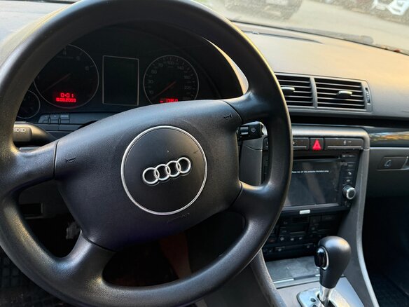 2001 Audi A4 II (B6), серебристый, 380000 рублей - вид 5