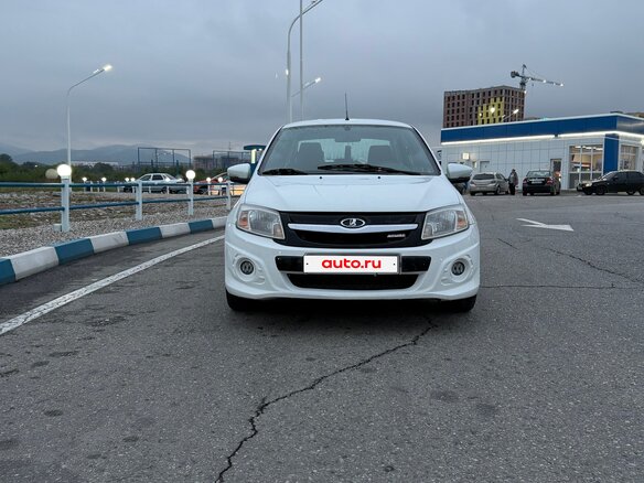 2018 Lada (ВАЗ) Granta Sport I, белый, 975000 рублей - вид 3