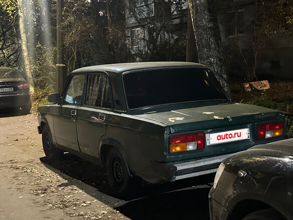 1999 Lada (ВАЗ) 2105, зелёный, 69000 рублей - вид 3