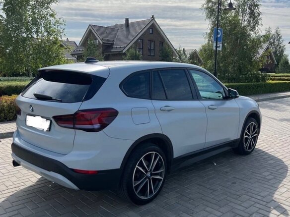 2021 BMW X1 18i sDrive II (F48) Рестайлинг, серый, 2650000 рублей - вид 12