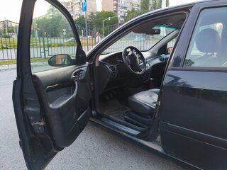 2004 Ford Focus I Рестайлинг, чёрный, 210000 рублей, вид 4