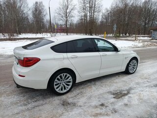 2011 BMW 5 серии Gran Turismo 535i xDrive VI (F10/F11/F07), белый, 1150000 рублей, вид 3