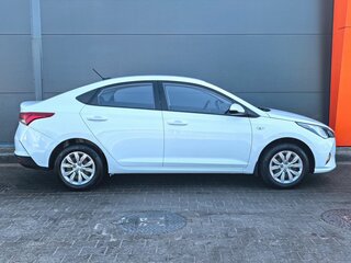 2020 Hyundai Solaris II Рестайлинг, белый, 1139000 рублей, вид 3