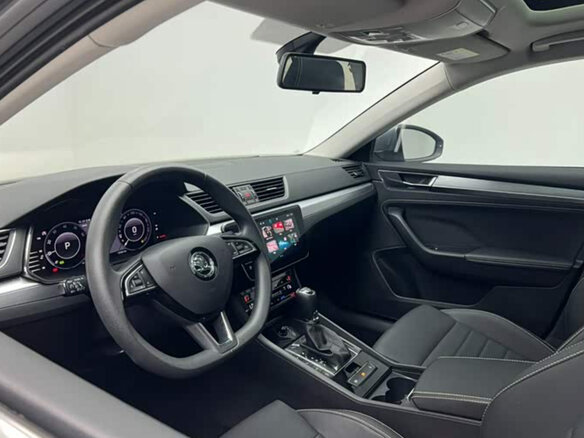 2024 Skoda Superb III Рестайлинг, серебристый, 2300888 рублей - вид 7
