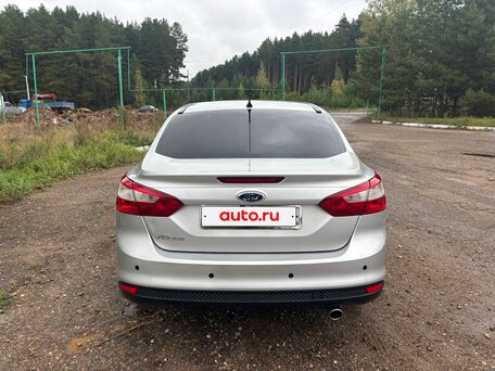 2012 Ford Focus III, серебристый, 590000 рублей, вид 3
