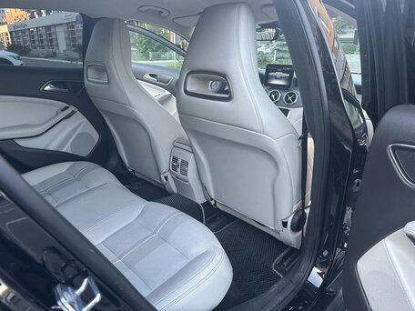 2018 Mercedes-Benz GLA 250 I (X156) Рестайлинг, чёрный, 2850000 рублей, вид 4