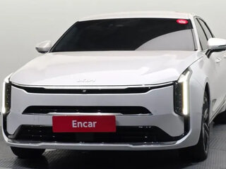2024 Kia K8 I Рестайлинг, белый, 4437818 рублей, вид 3
