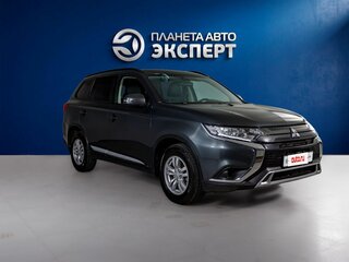 2022 Mitsubishi Outlander III Рестайлинг 3, серый, 2740000 рублей, вид 3