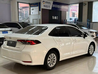 2023 Toyota Corolla XII (E210), белый, 1713000 рублей, вид 4