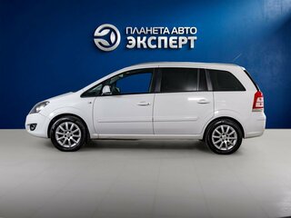 2013 Opel Zafira B Рестайлинг, белый, 799000 рублей, вид 4