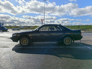 1989 Nissan Bluebird IX (U12), чёрный, 200000 рублей, вид 2