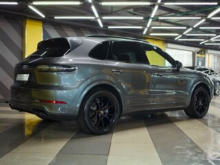 2019 Porsche Cayenne III, серый, 5999999 рублей, вид 5