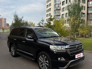 2015 Toyota Land Cruiser 200 Series Рестайлинг 2, чёрный, 6200000 рублей, вид 5