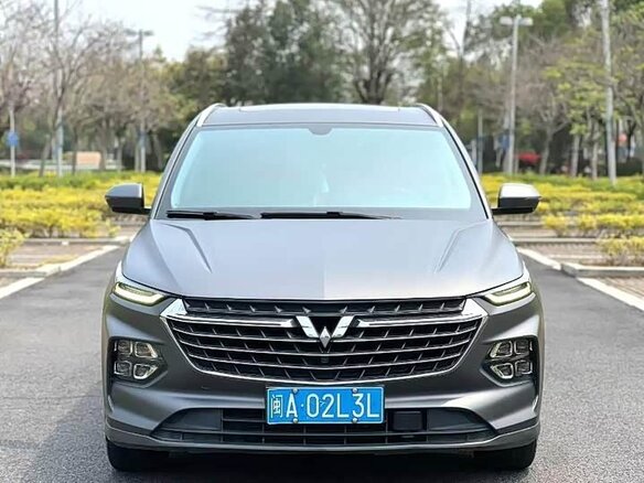 2021 Wuling Victory, серый, 1000000 рублей - вид 1