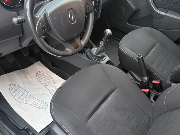 2017 Renault Duster I Рестайлинг, зелёный, 970000 рублей - вид 11