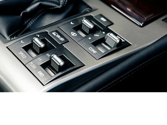 2015 Lexus GX 460 II Рестайлинг, белый, 4250000 рублей - вид 5