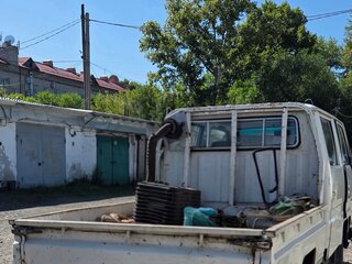 1990 Toyota HiAce H100, белый, 700000 рублей, вид 4
