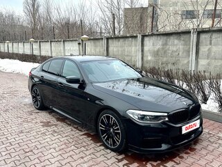 2019 BMW 5 серии 530i xDrive VII (G30/G31/G38), чёрный, 3700000 рублей, вид 1