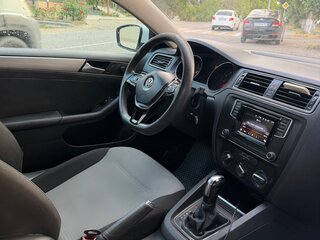 2017 Volkswagen Jetta VI Рестайлинг, белый, 1150000 рублей, вид 5