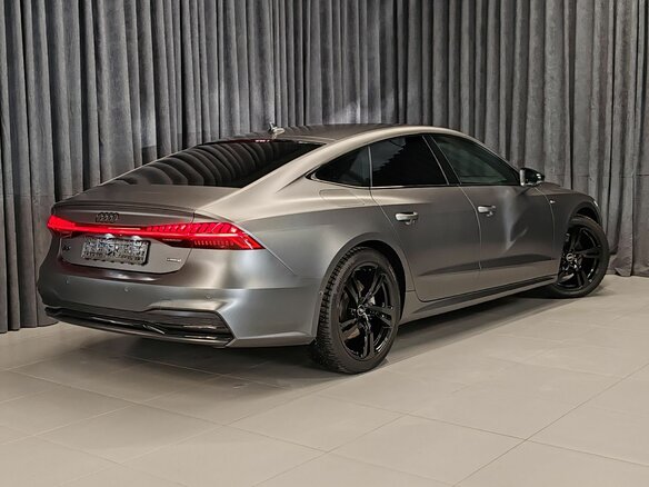 2022 Audi A7 45 TFSI II (4K), серый, 6399000 рублей - вид 5