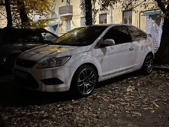 2010 Ford Focus II Рестайлинг, белый, 420000 рублей - вид 10