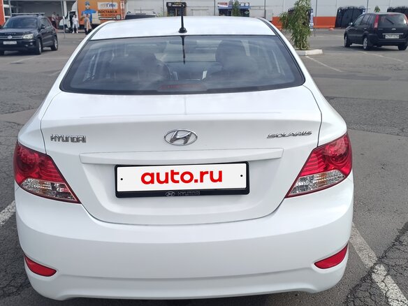 2013 Hyundai Solaris I, белый, 950000 рублей - вид 5