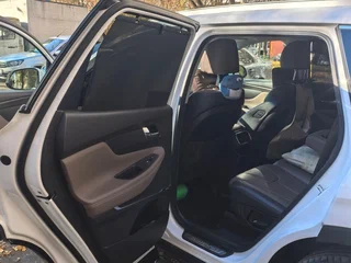2020 Hyundai Santa Fe IV, белый, 3570000 рублей, вид 5