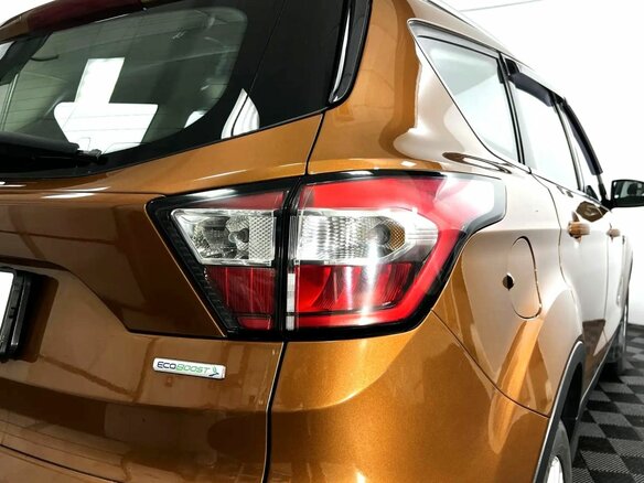 2018 Ford Kuga II Рестайлинг, коричневый, 1670000 рублей - вид 19