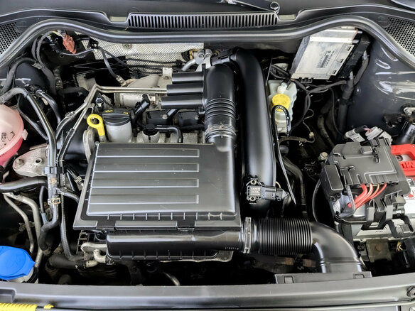 2018 Volkswagen Polo V Рестайлинг, серый, 1020000 рублей - вид 8