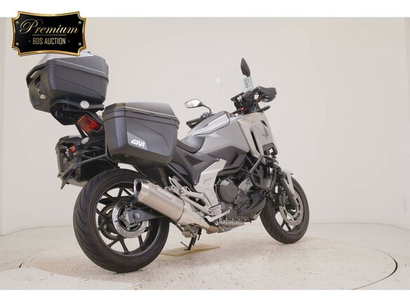 2023 Honda NC 750X, серый, 1199000 рублей - вид 4