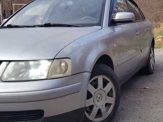 1999 Volkswagen Passat B5, серебристый, 360000 рублей, вид 1