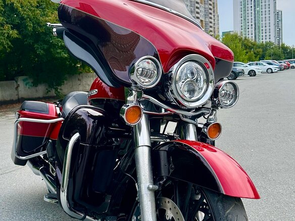 2010 Harley-Davidson Electra Glide, красный, 1150000 рублей - вид 14