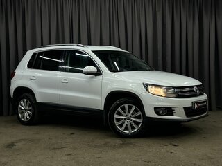 2012 Volkswagen Tiguan I Рестайлинг, белый, 1149888 рублей, вид 2