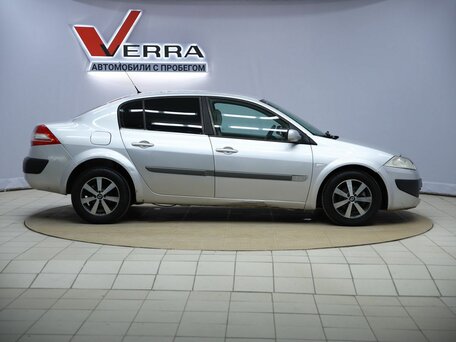 2006 Renault Megane II Рестайлинг, серый, 200000 рублей, вид 4