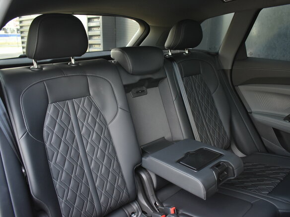 2026 Audi Q5 L III (GU), чёрный - вид 16