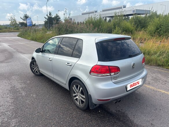 2011 Volkswagen Golf VI, серебристый, 830000 рублей - вид 6
