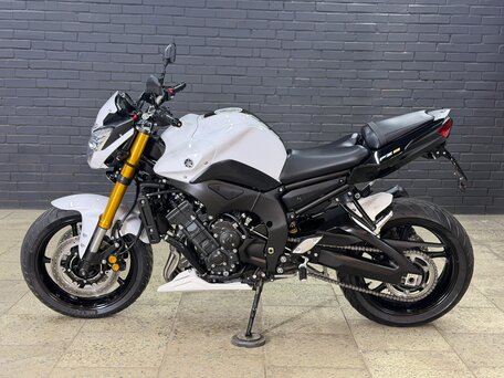 2012 Yamaha FZ8, белый, 715000 рублей, вид 4