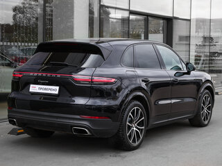 2018 Porsche Cayenne III, чёрный, 4649000 рублей, вид 5